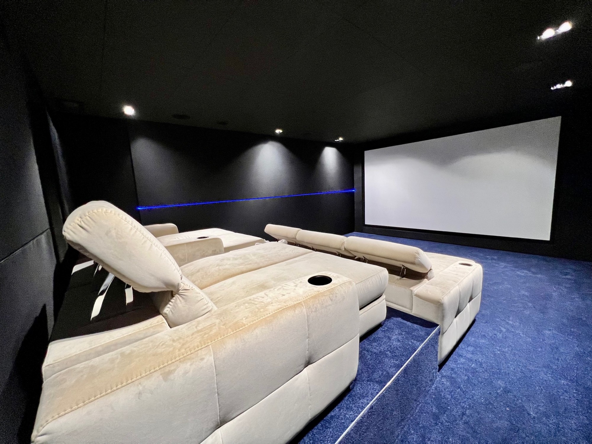 Salle de cinéma privé haut de gamme au Tholonet près d’Aix en Provence