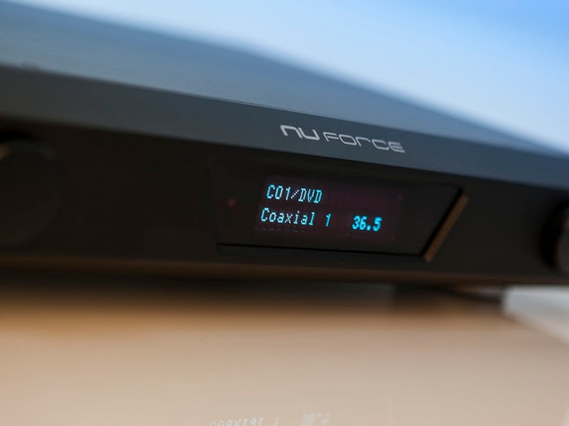 nuforce avp-18 processeur audio video