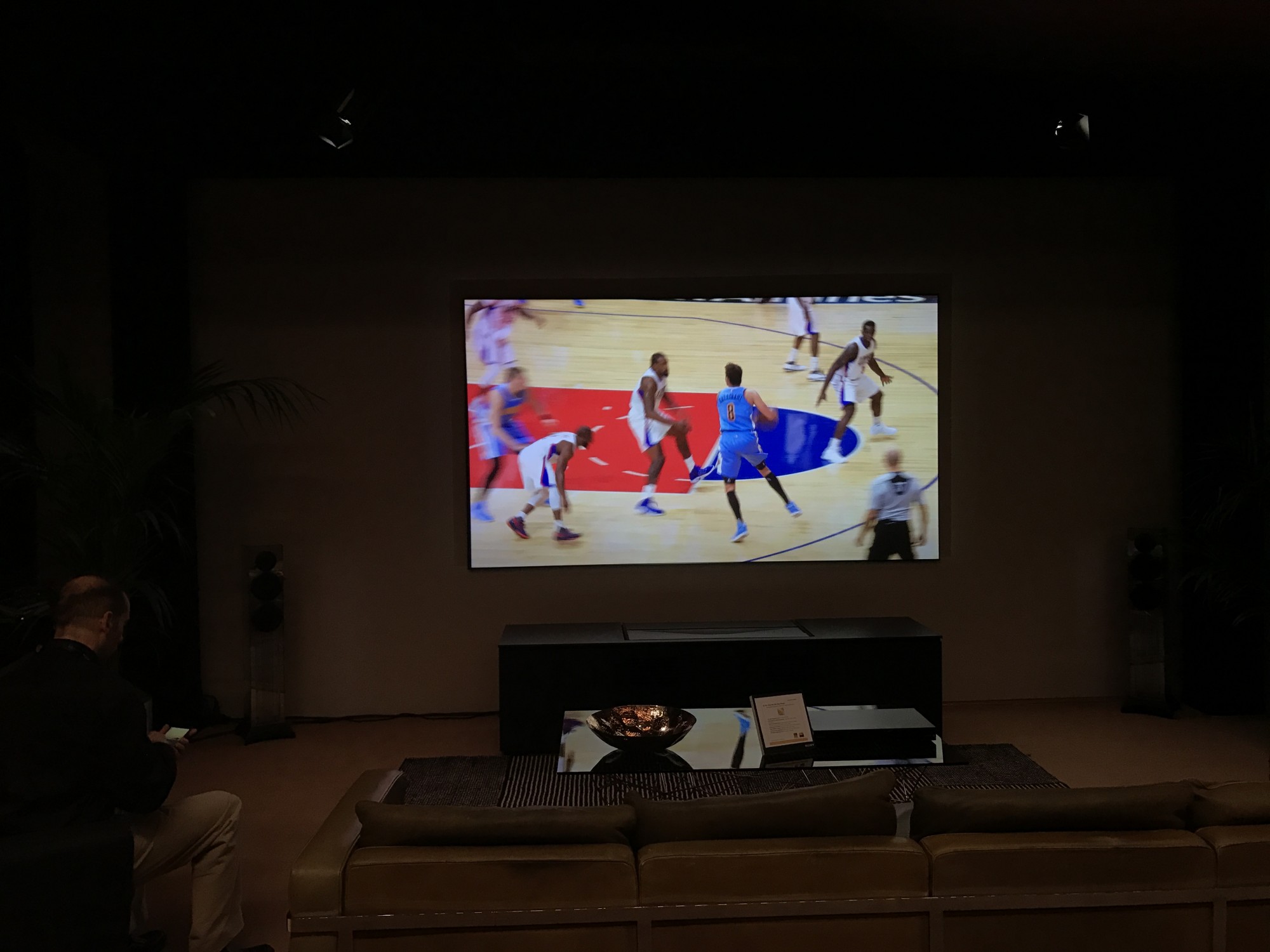 Acheter un vidéo projecteur UHD et HDR Aix-en-Provence Bouches-du-Rhône