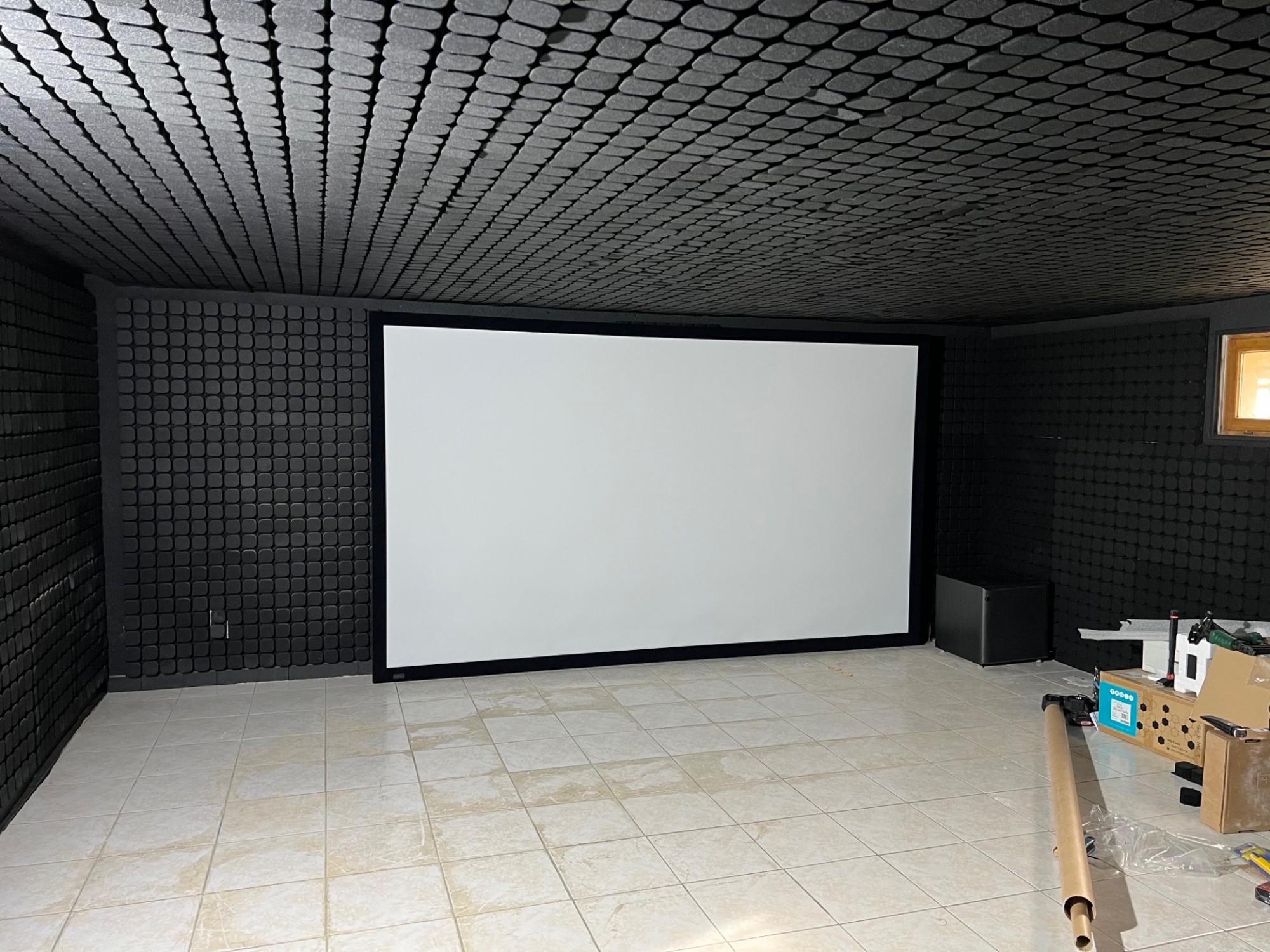 traitement acoustique de cinema privé à Carry le rouet sur la cote bleue