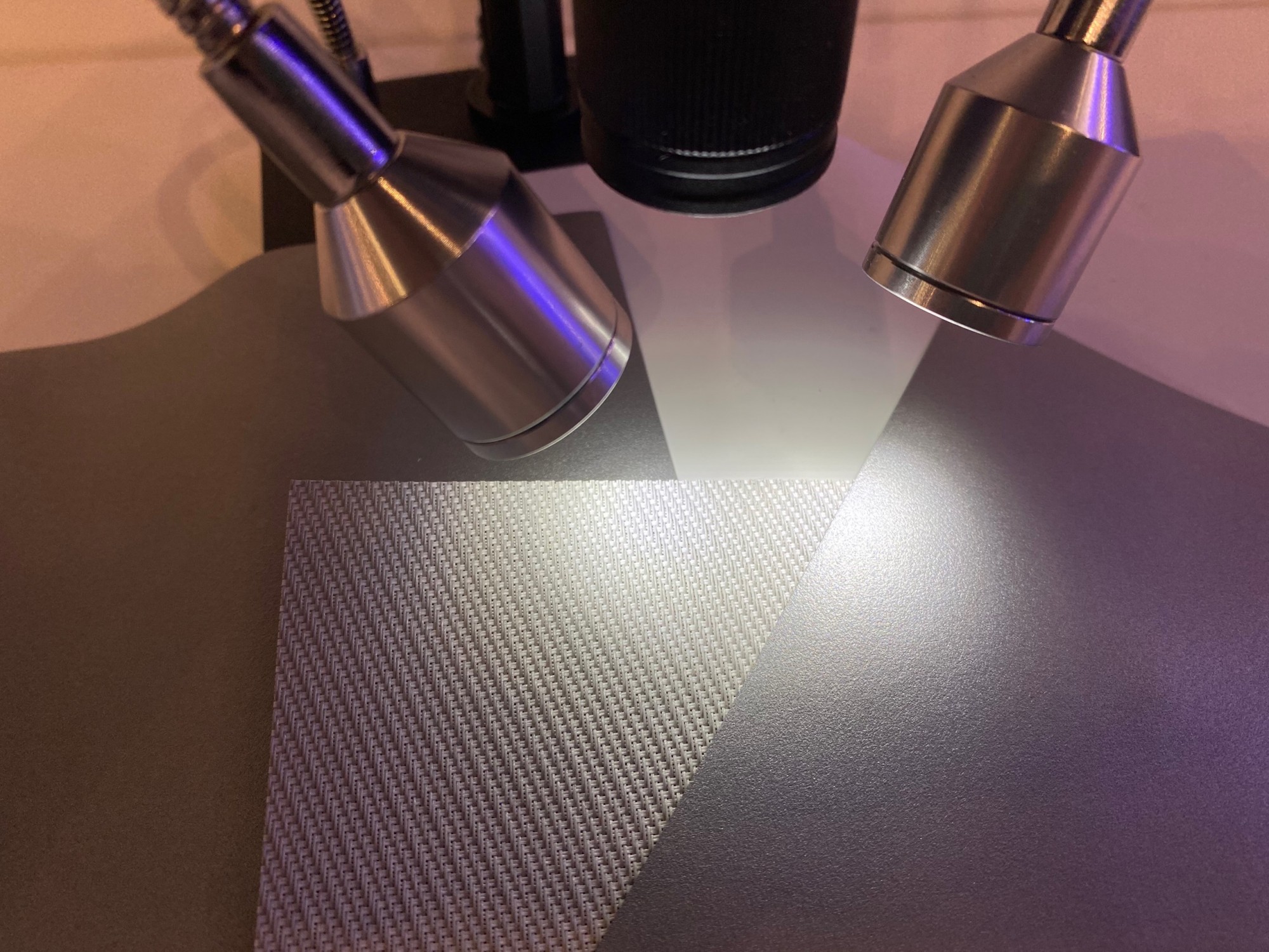 Comment bien choisir la qualité d’une toile d’écran de projection 16/9 ou 2.40 ?