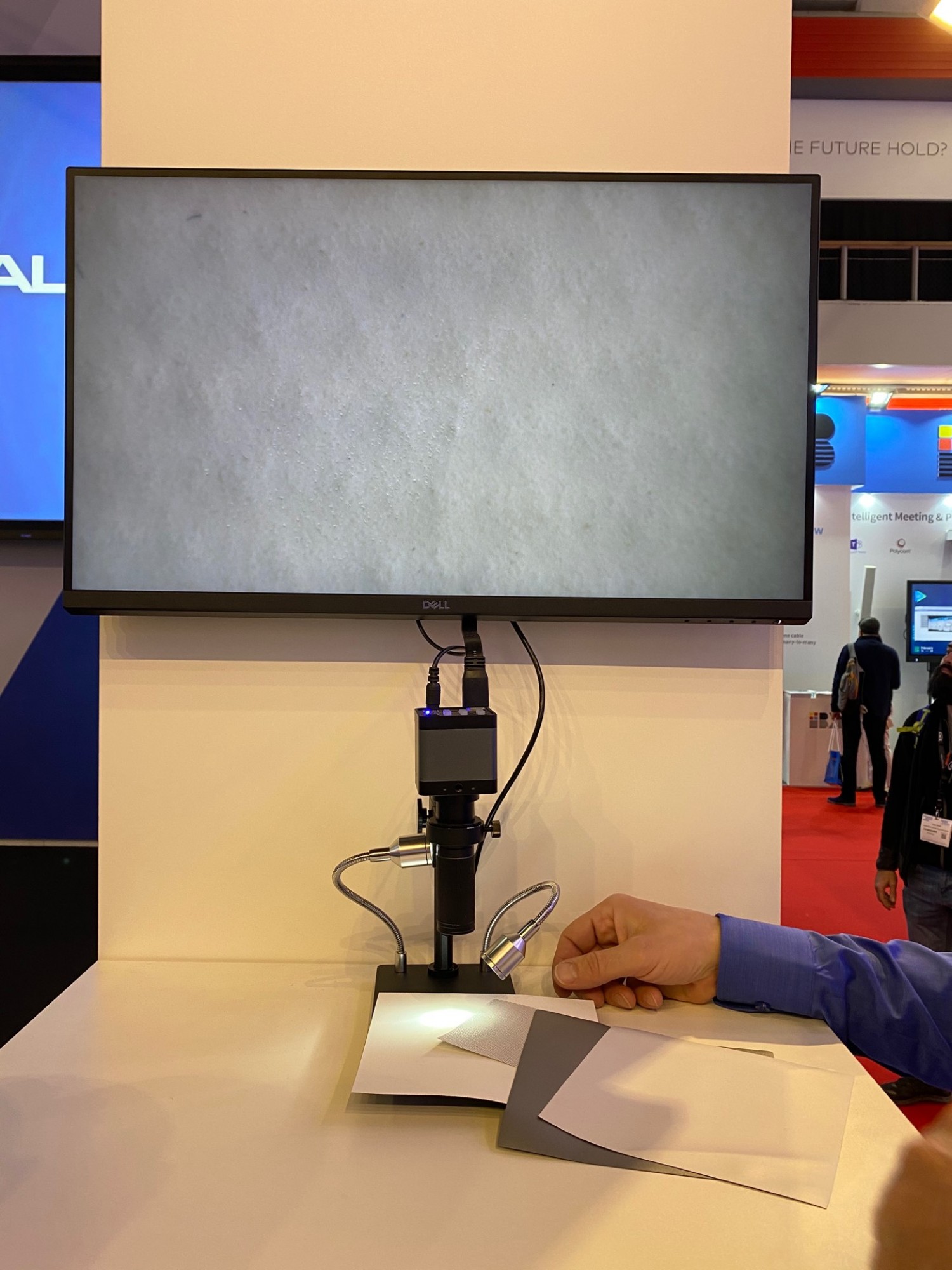 Comment bien choisir la qualité d’une toile d’écran de projection 16/9 ou 2.40 ?