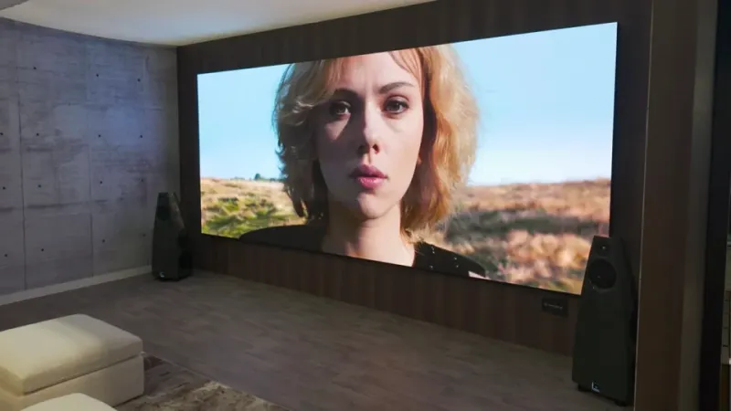 Videoprojecteur 6K pour installation salle de cinema privée Cassis