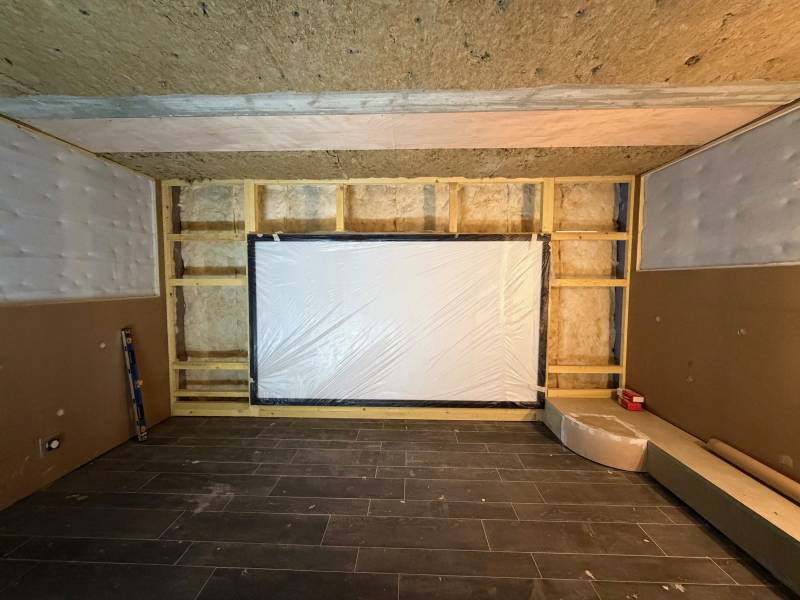 Traitement acoustique salle de cinema privé à Rognac
