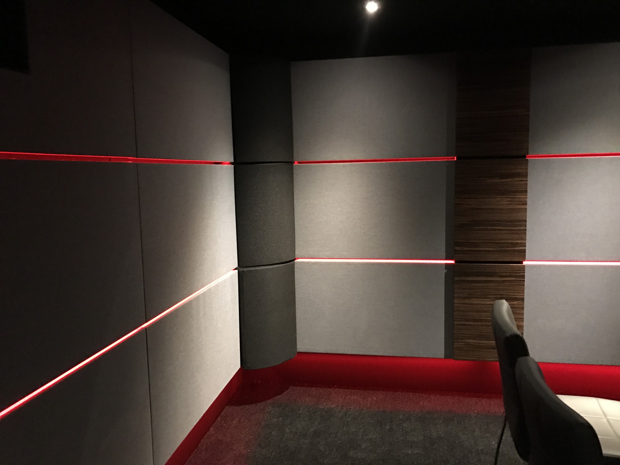 Spécialiste en Traitement acoustique pour salle de cinema privée à Saint Rémy de Provence