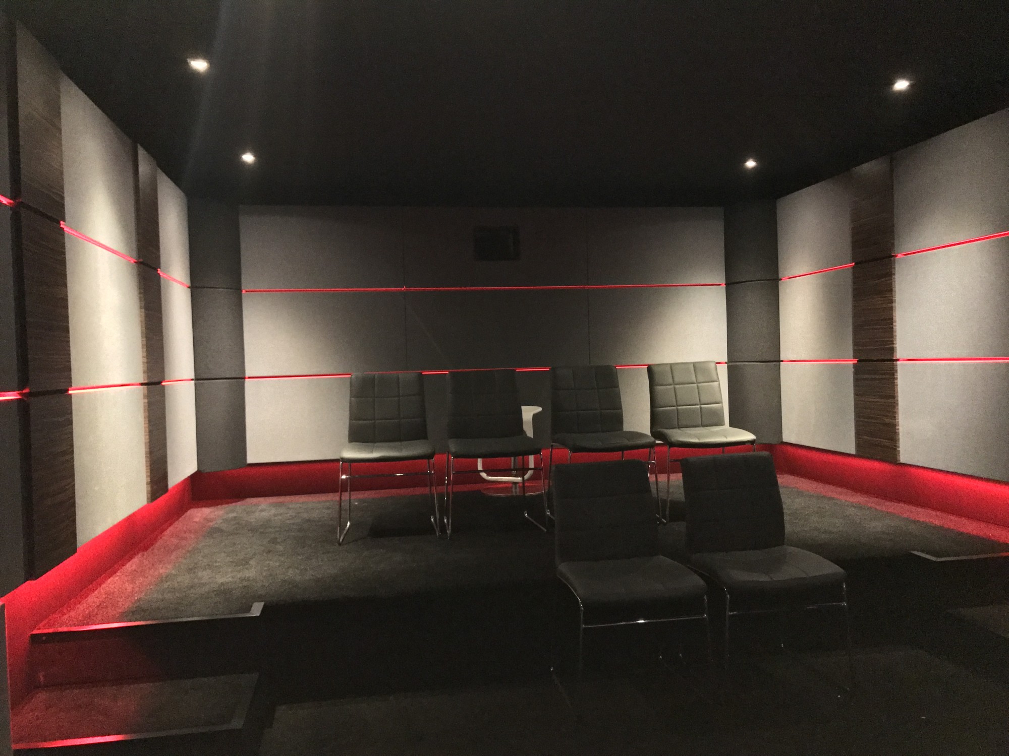 Spécialiste en Traitement acoustique pour salle de cinema privée à Saint Rémy de Provence