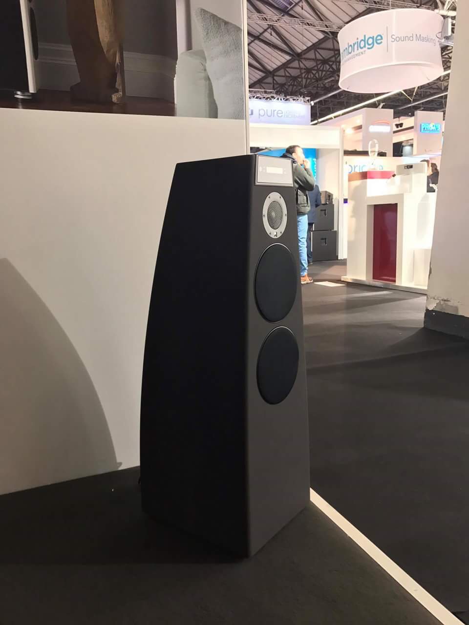 Meridian DSP 5200 finition noire matte février 2017