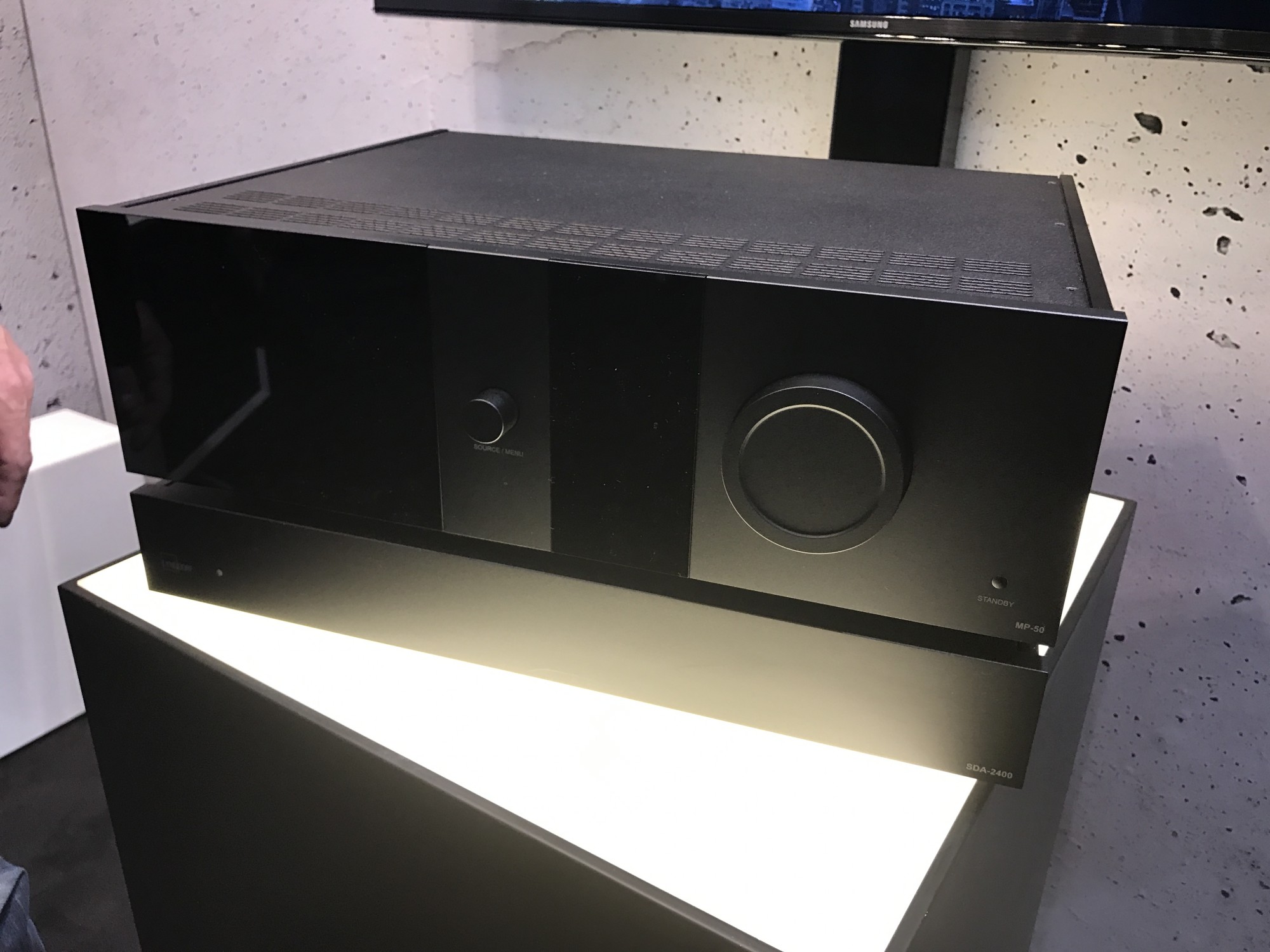 Lyngdorf Audio MP-50