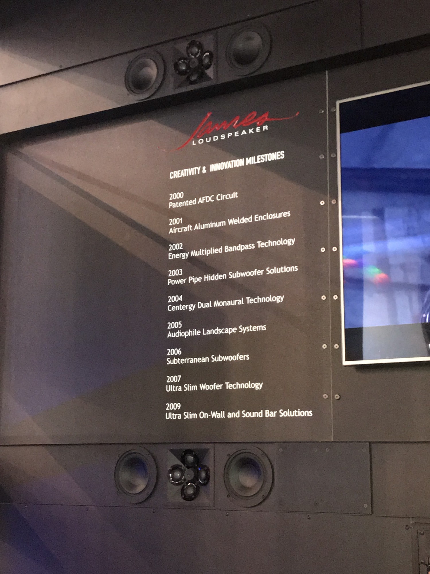 ames loudspeaker QX520 nouveauté