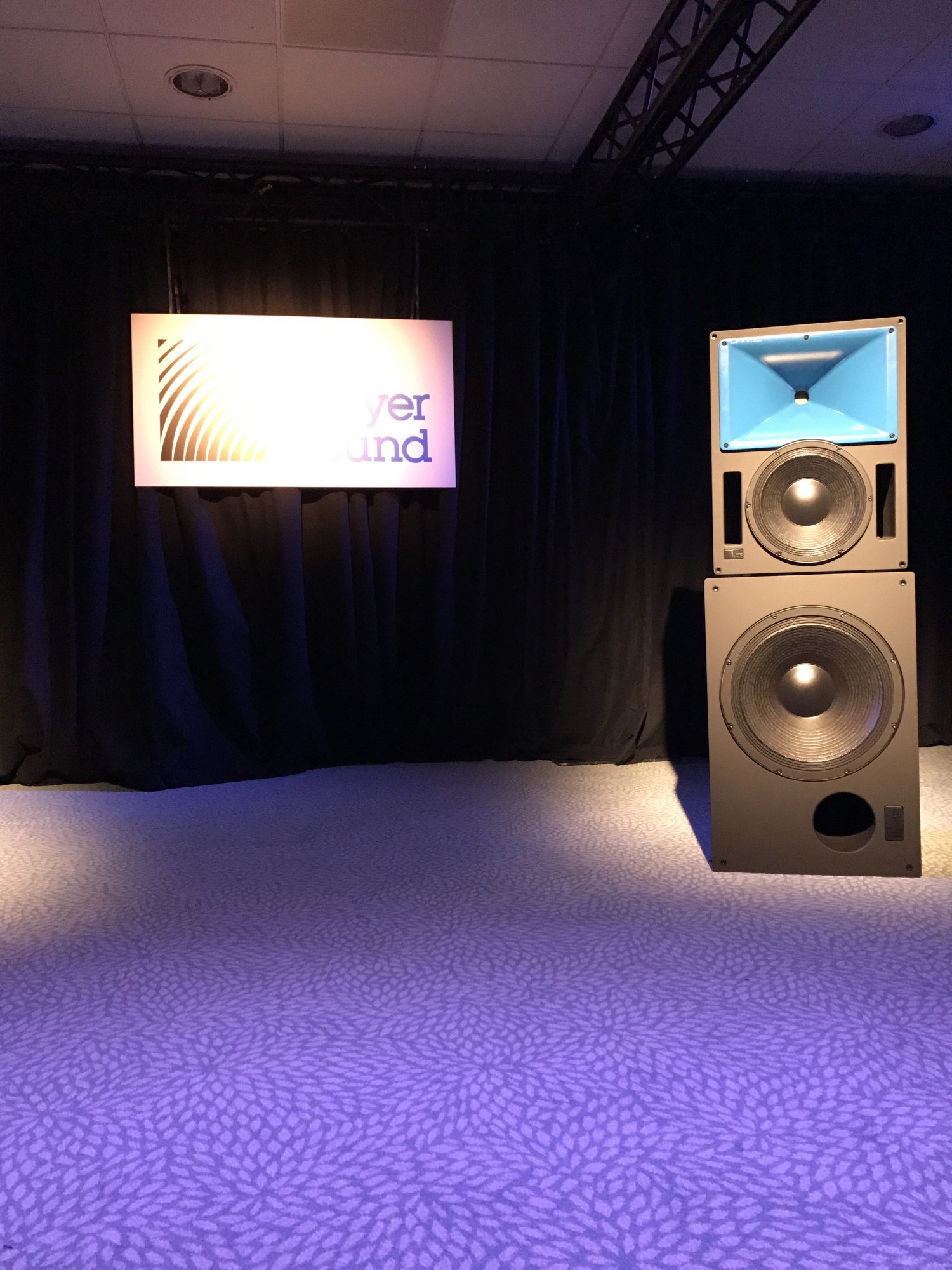 Meyer sound ISE2017