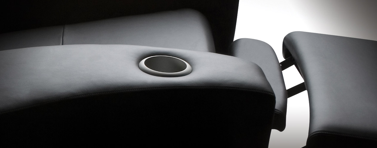 fauteuil cinema électrique pour salle de cinéma privée à Megeve