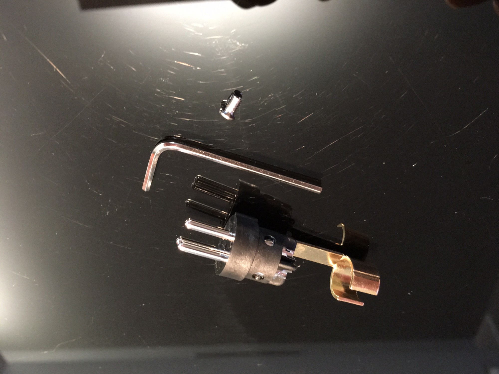 connecteur Furutech Rhodium à souder