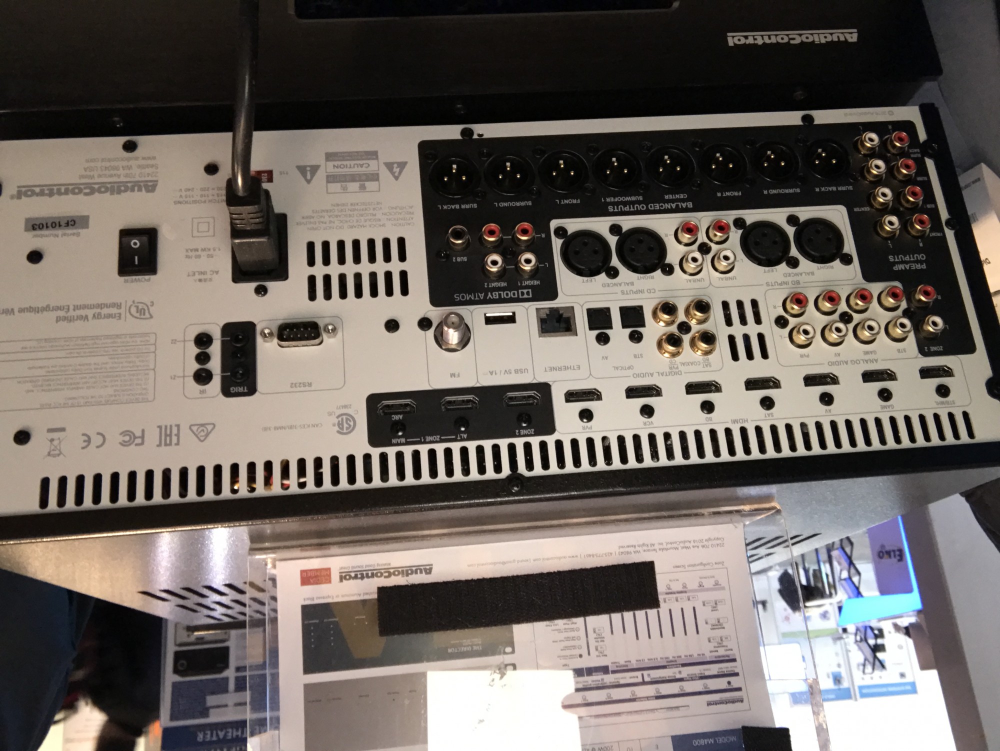 Preampli processeur Home Cinema Audiocontrol M9 ATMOS