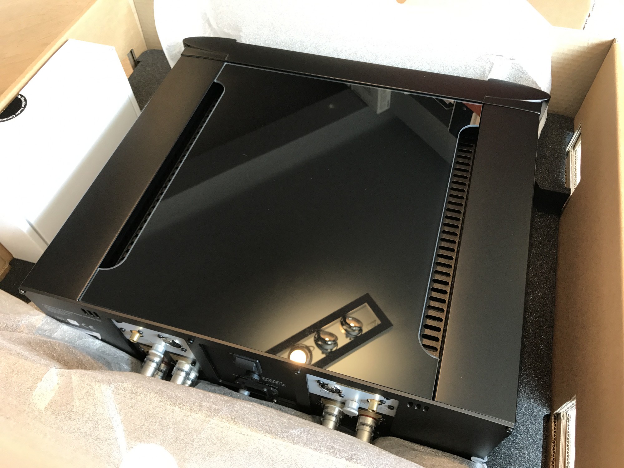 emballage ampli Meridian 857