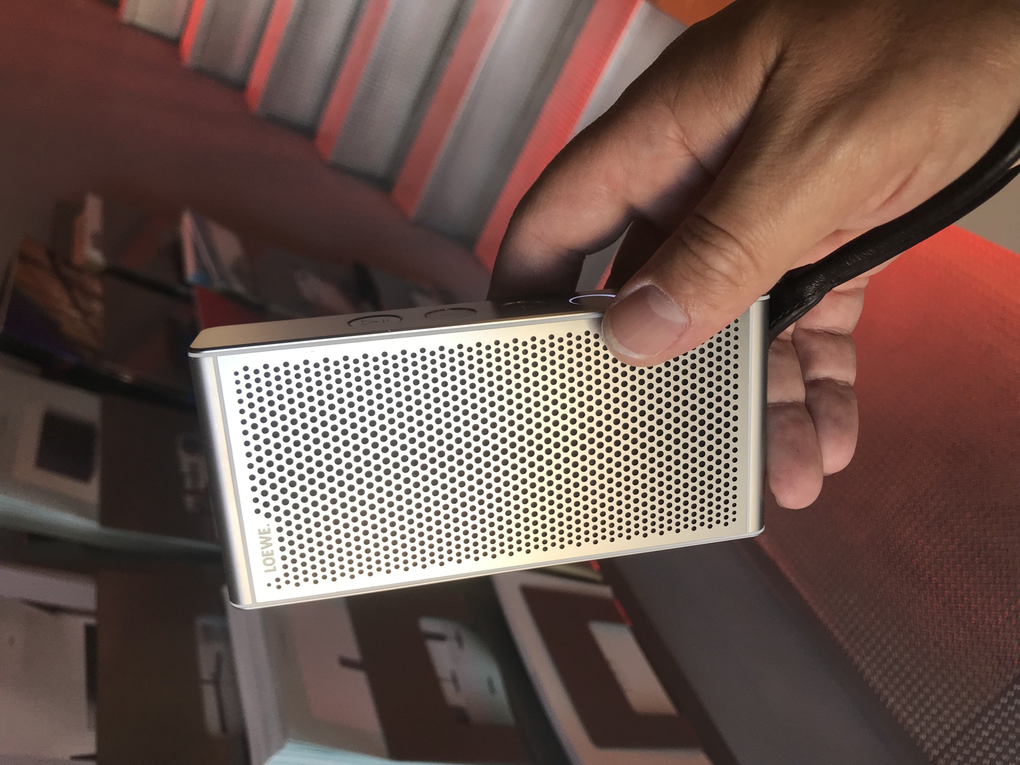 Loewe Klang M1 petite taille sonorité haut de gamme