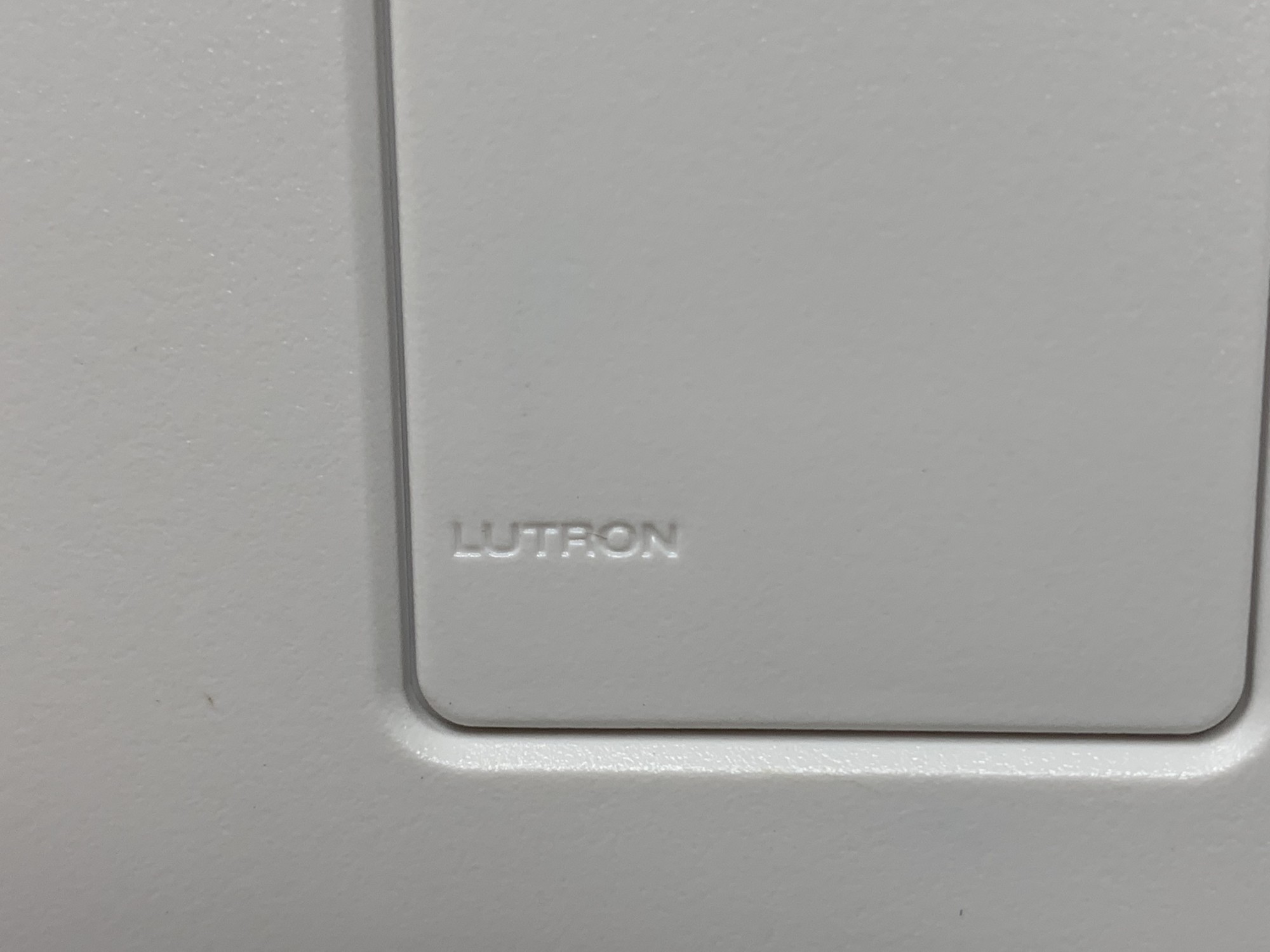 revendeur Lutron homeworks à Cap d'Antibes