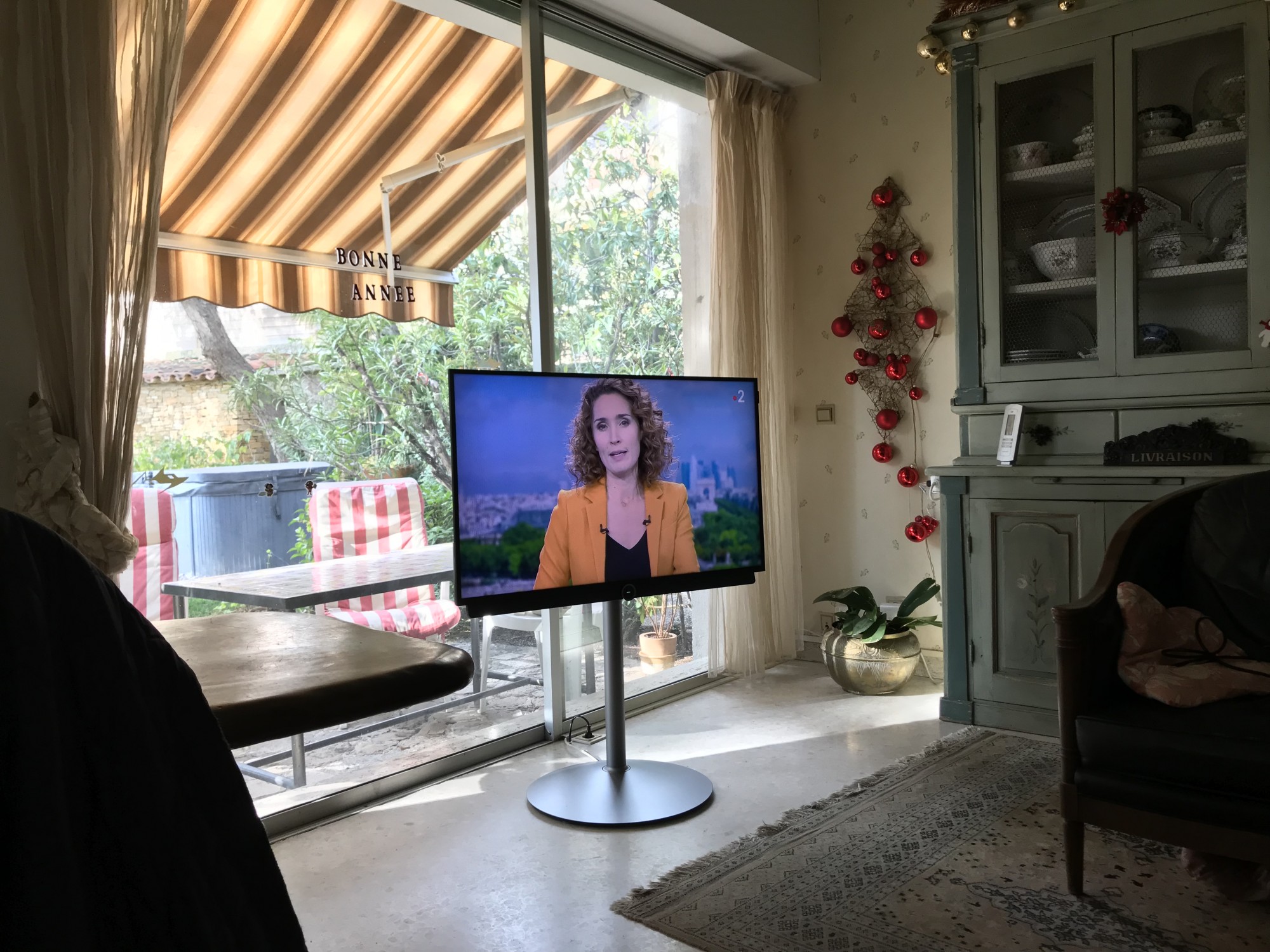 Tv Loewe bild 3.43 uhd led en promo