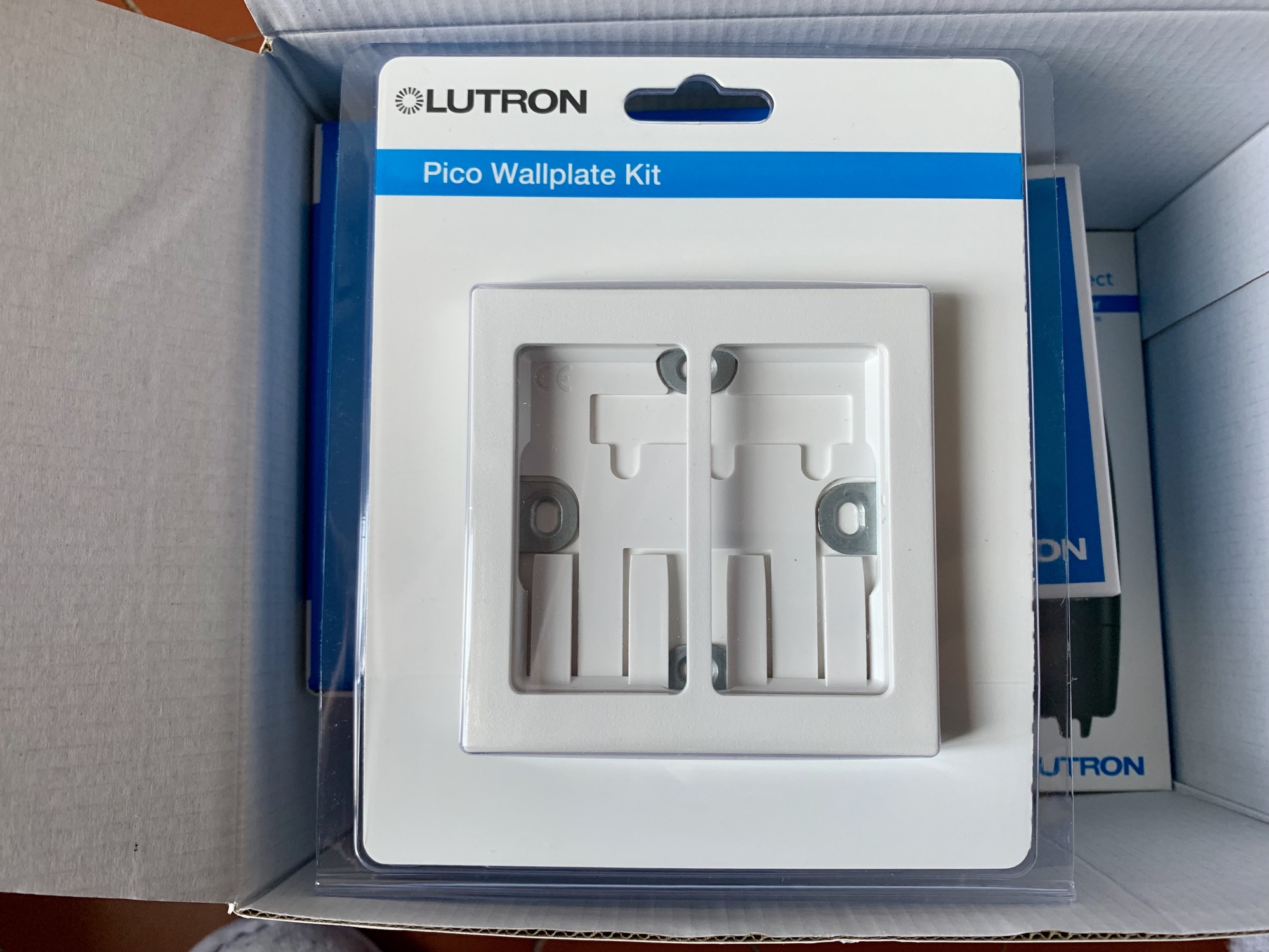 Lutron Ra2 Sélect disponible à Marseille et par internet