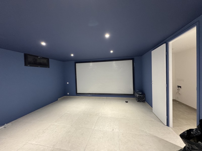 Home cinéma discret, immersif et accessible à St Cyr sur mer