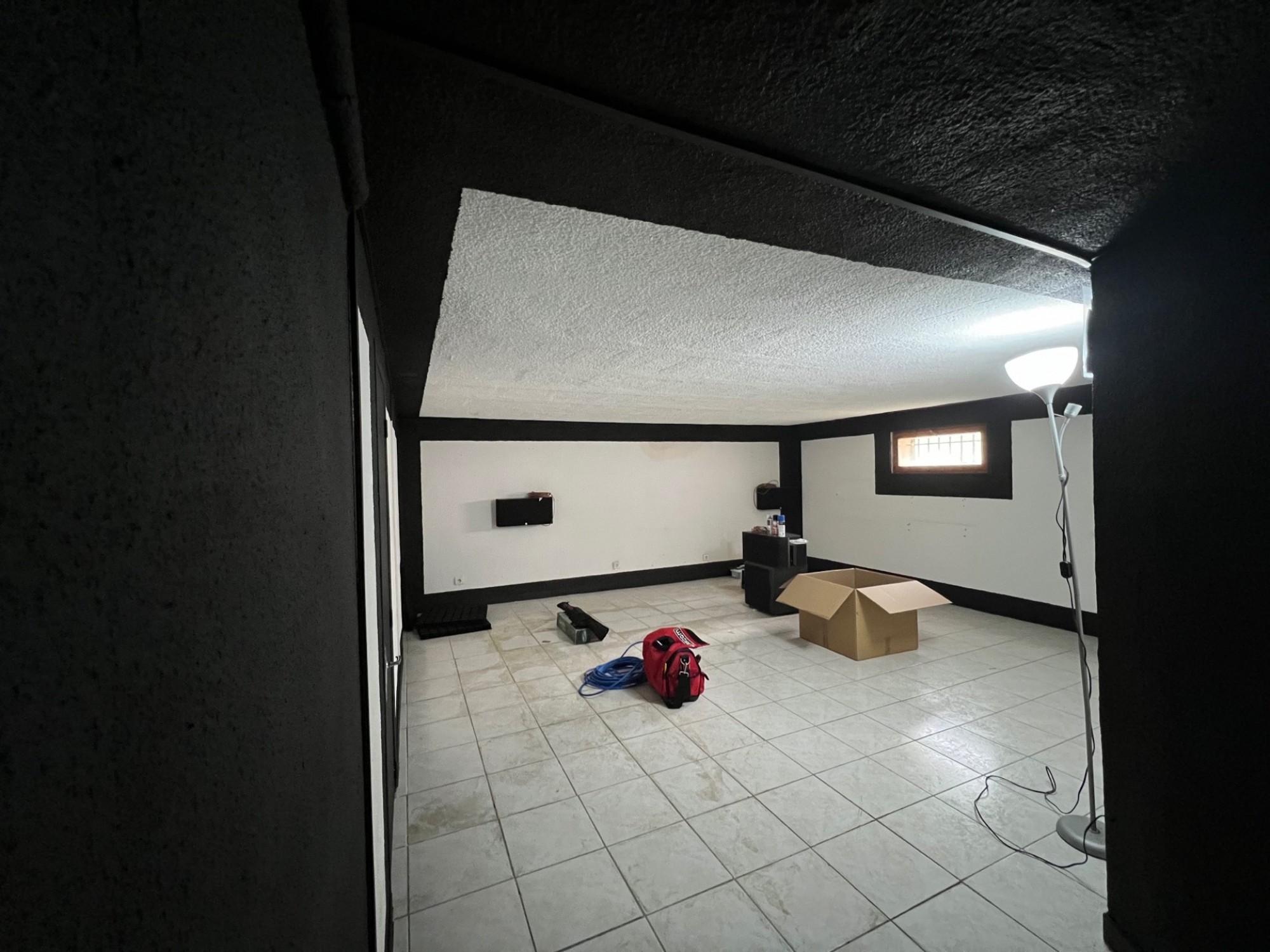 salle de cinema privé avec traitement acoustique à Sausset les pins dans les bouches du rhone