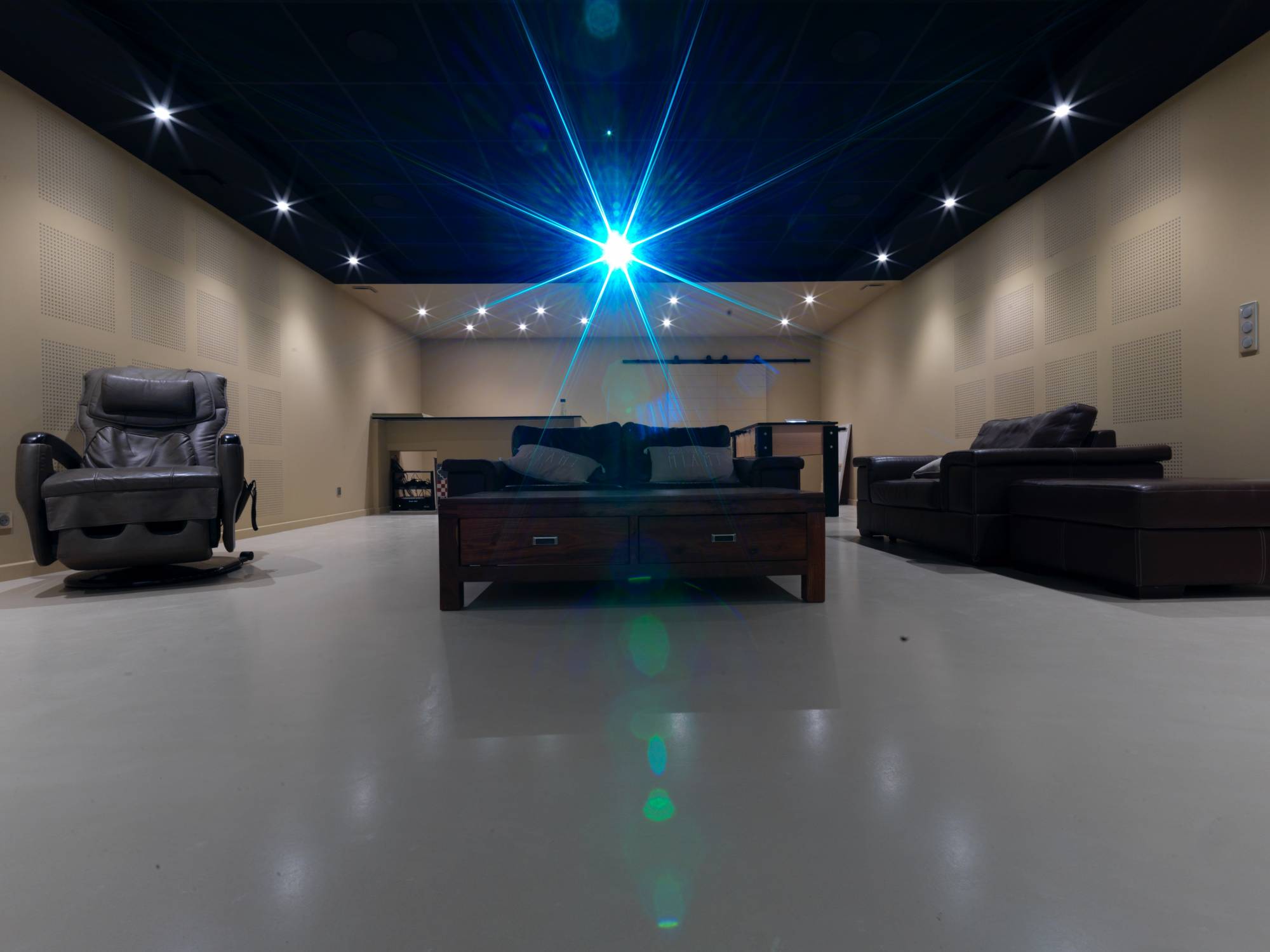 installation d'un cinema privé à Puyricard