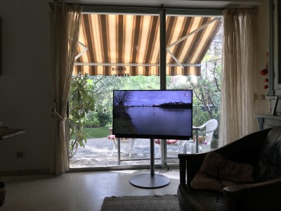 Tv Loewe. Bild 3.43 dr  à CARNOUX en PROVENCE