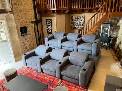 Notre zone d'activité pour ce service Créer une salle de cinéma privée avec ciel étoilé